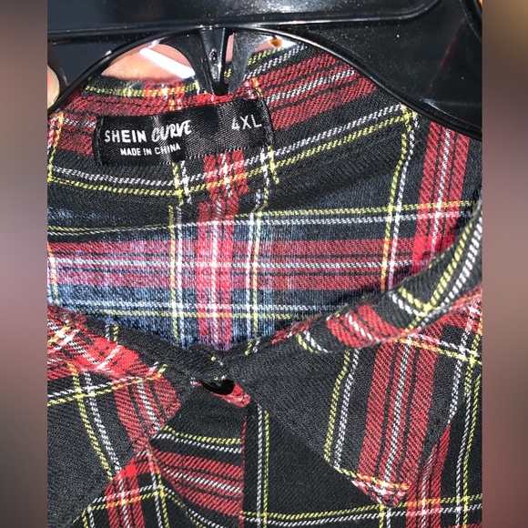 Woman’s Shirt - Picture 3 of 5